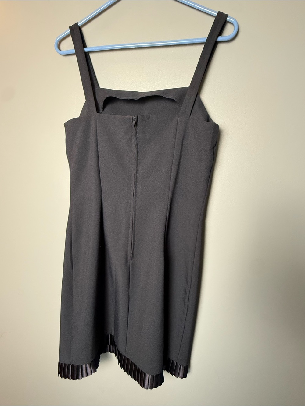 City Triangles Spaghetti Strap "Little Black Dress" Juniors Sz 11 - Picture 2 of 4